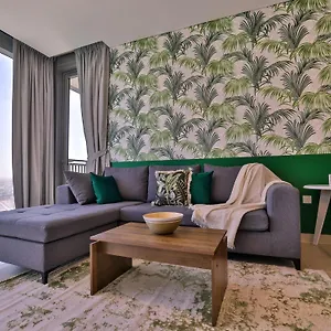 Апартаменты Luxurious Marina Views Pool Gym By Sojo, Дубай